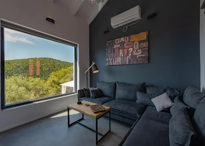 Agata By Vintage Travel * 피스카던